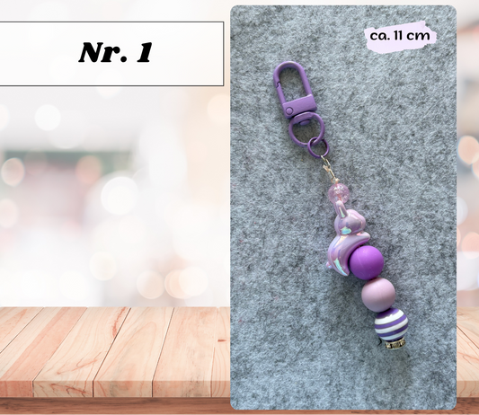 Schlüsselanhänger mit Perlen & Charms – handgefertigt, 10 Designs